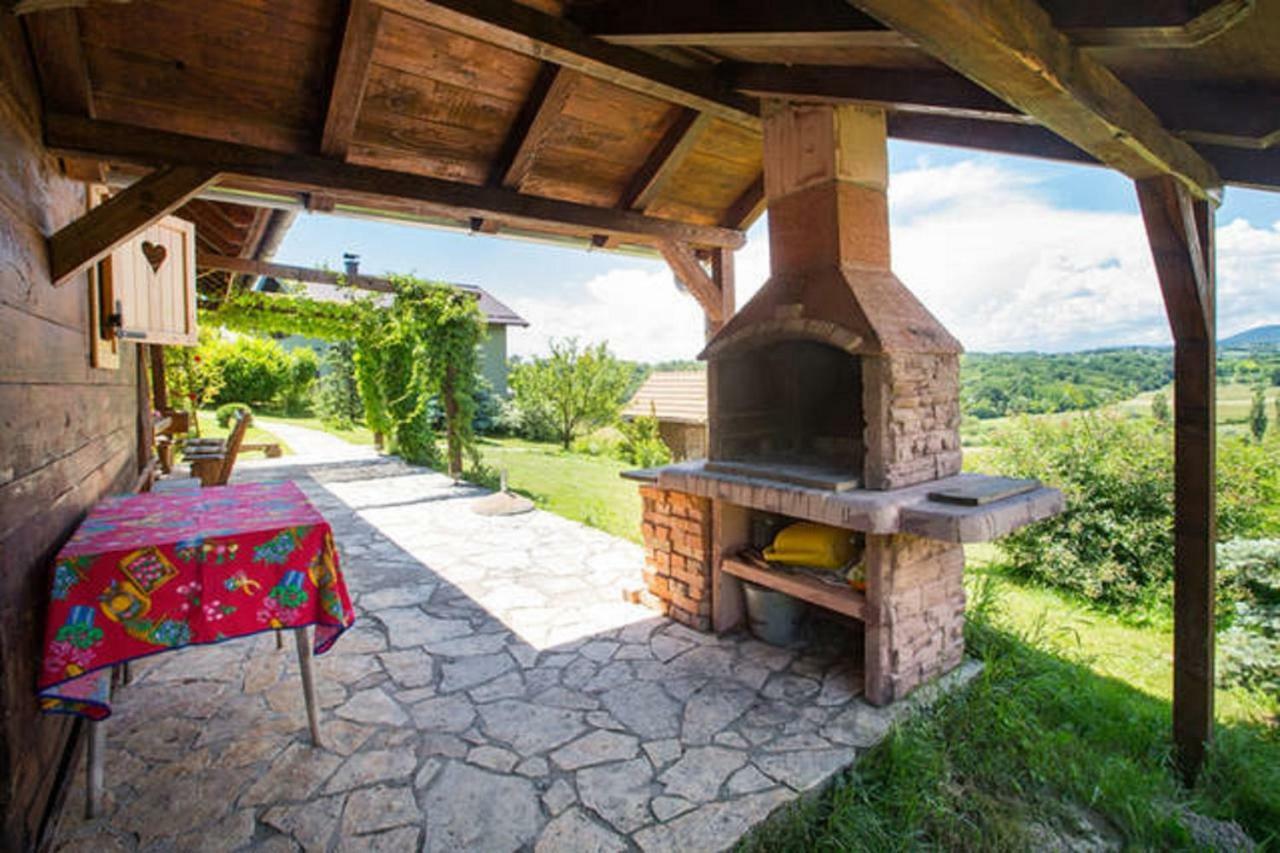 Peacefull Family Cottage Gornji Desinec Exterior foto